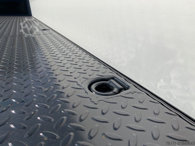 Pick-up van VOLKSWAGEN Crafter 50/3,5Ton ALU PRITSCHE AHK  KLIMA TEMPOM