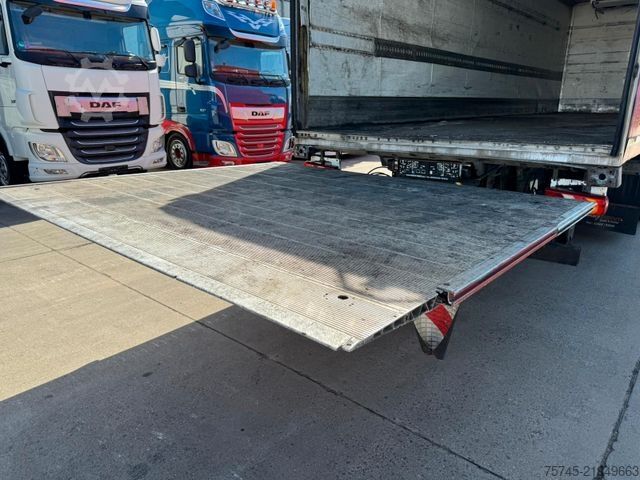 Refrigerated truck MERCEDES-BENZ ANTOS 2536 KÜHLKOFFER / LBW / CARRIER / 9,00M /