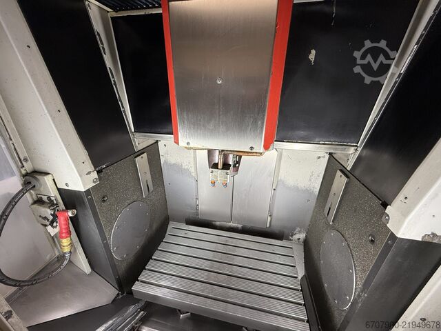 HERMLE C 600 V CNC Milling Centre HERMLE C 600 V