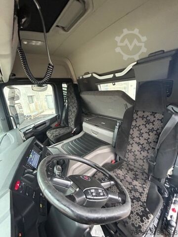 Three-sided tipper truck SCANIA P450 XT ,8X4 MEILLER GESTEINSKIPPER, BORDMATIK,  RETARDER