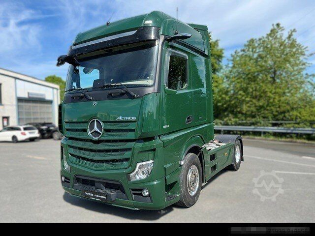 Standard tractor unit MERCEDES-BENZ Actros 1851 LS HAD 4x4 Retarder+Xenon+Hydraulik
