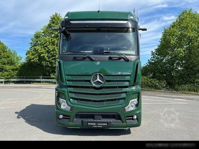 Standard tractor unit MERCEDES-BENZ Actros 1851 LS HAD 4x4 Retarder+Xenon+Hydraulik