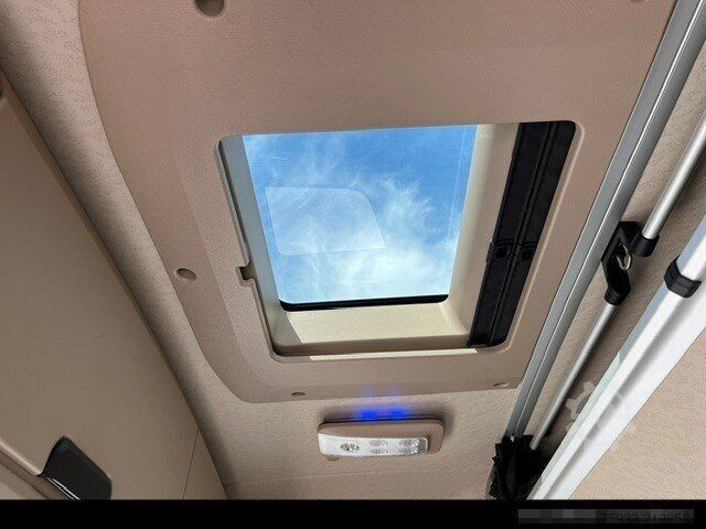 Standard tractor unit MERCEDES-BENZ Actros 1851 LS HAD 4x4 Retarder+Xenon+Hydraulik