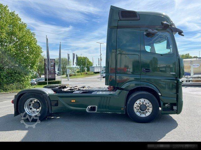 Tractor unit MERCEDES-BENZ Actros 1851 LS HAD 4x4 Retarder+Xenon+Hydraulik