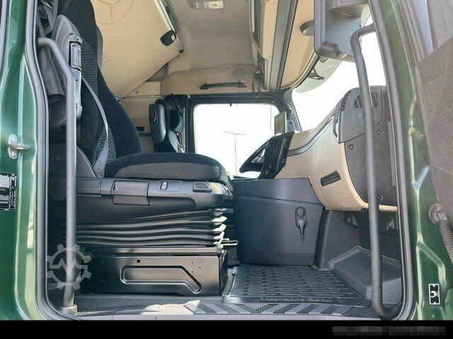 Tractor unit MERCEDES-BENZ Actros 1851 LS HAD 4x4 Retarder+Xenon+Hydraulik