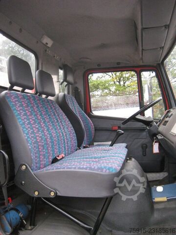  MERCEDES-BENZ 917 AF 4x4 Feuerwehr TLF 16/24 2420L (LKW 7,49t)