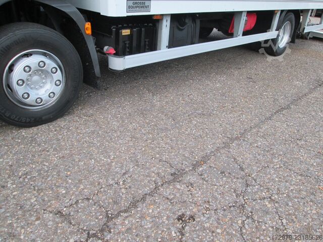 Beverage truck DAF LF 180.12 *Getränke-Koffer*Klima*LBW*Euro6*