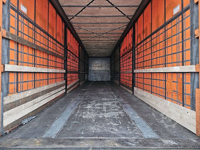 Schiebeplanen KOGEL S24