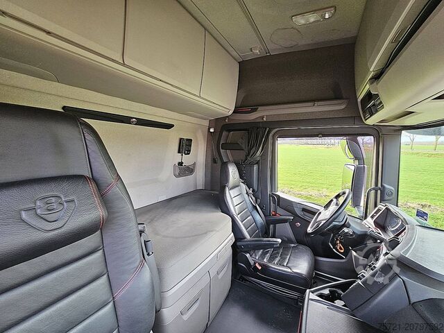 Standard-SZM SCANIA S580 V8 6X2/4 FULL OPTION