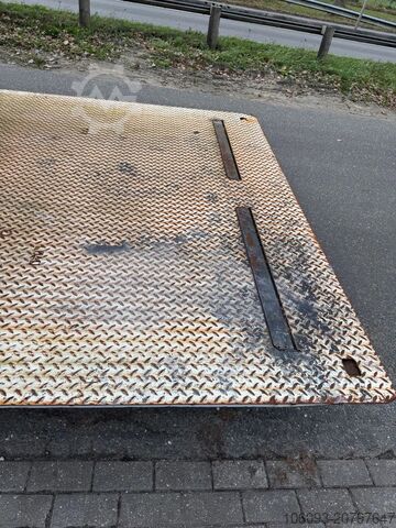 Suitcase LAG 2ass gestuurde oplegger