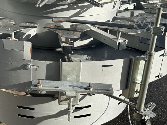 Mayer 2400 Topfmaschine mit Düngemittelstreuer MAYER 2400