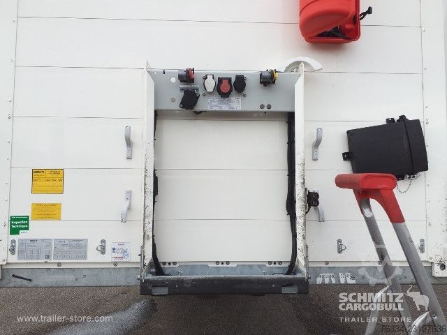 Auflieger mit Pritsche & Plane Schmitz Cargobull Semitrailer Curtainsider Standard Hayon