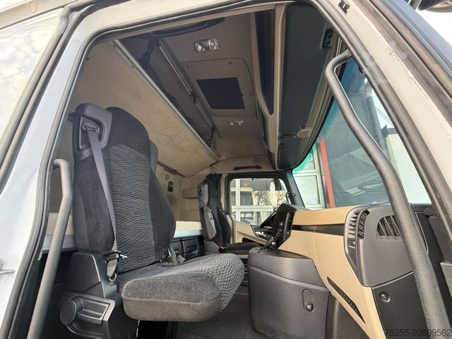 Volumen SZM MERCEDES-BENZ Actros 1843 Retarder Klima Mega Jumbo Temomat