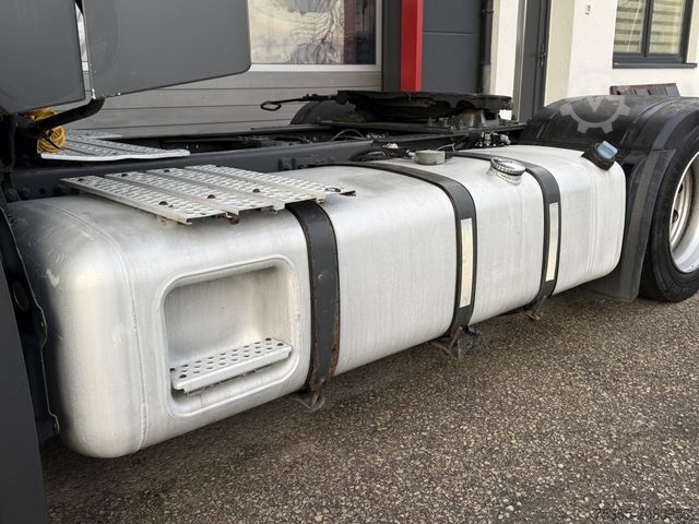 Volumen SZM MERCEDES-BENZ Actros 1843 Retarder Klima Mega Jumbo Temomat