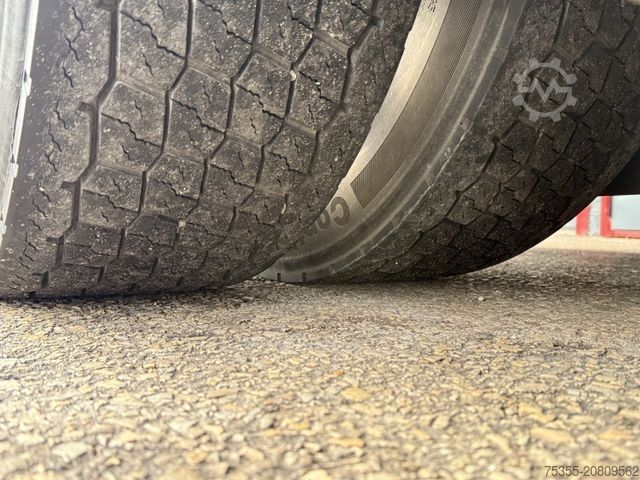 Volumen SZM MERCEDES-BENZ Actros 1843 Retarder Klima Mega Jumbo Temomat