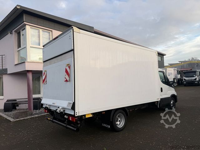 Transporter mit Koffer IVECO Daily 35C16 Koffer Ladebordwand 500kg