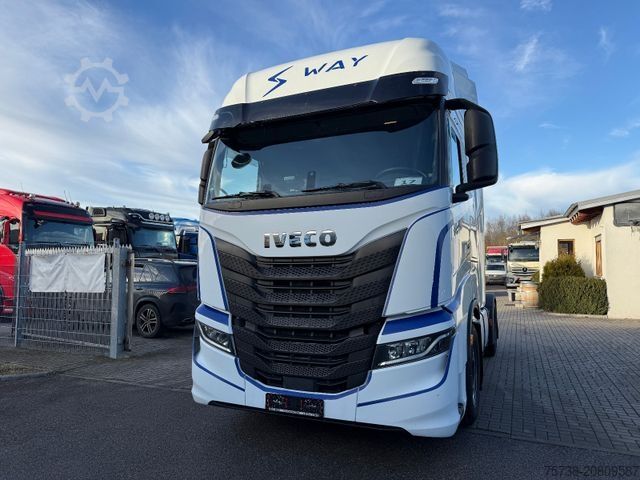 Standard SZM IVECO S-Way 480/Intarder/2xTank/Navi/Spoiler