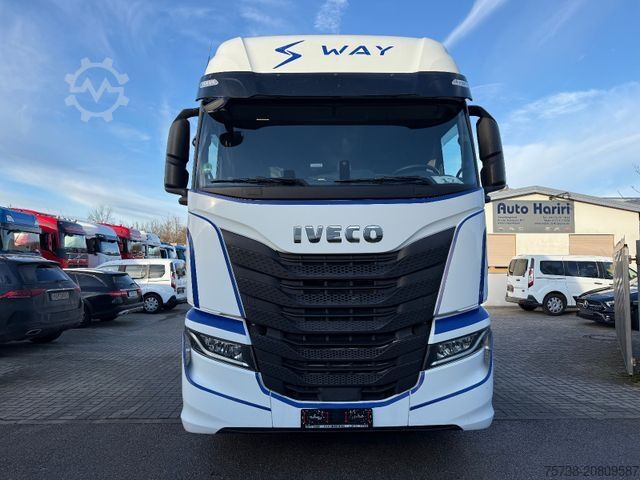 Standard SZM IVECO S-Way 480/Intarder/2xTank/Navi/Spoiler