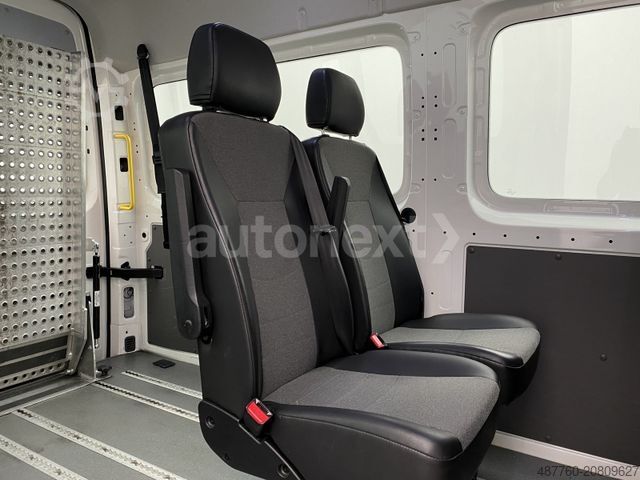 Kleinbus VOLKSWAGEN Crafter DSG *4MOTION* DACHKLIMA+8-SITZE+ROLLSTUH