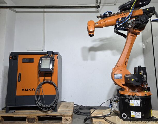 Industrial robot KUKA R1610 KRC4