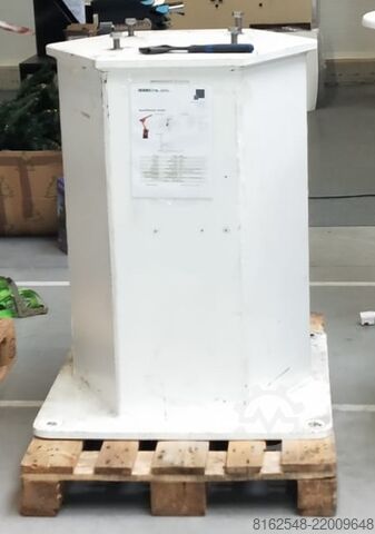 Industrial robot KUKA R1610 KRC4