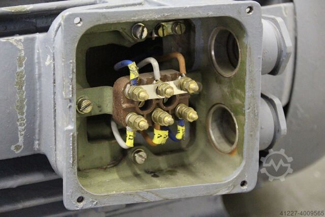 Electric motor 18.5 kW 3000 Rpm unbekannt B3