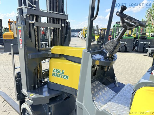 Schmalgangstapler Combilift AISLE MASTER TRIPLEX 8500 FREE LIFT TOP1