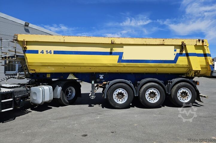 Tipper semitrailer Schmitz Cargobull SKI 24 SL 06-7.2 Stahlrundmulde