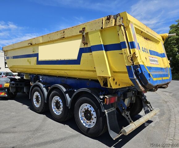 Tipper semitrailer Schmitz Cargobull SKI 24 SL 06-7.2 Stahlrundmulde