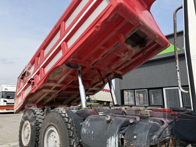 Tipper truck Perlini 131/33 Dumper 6x4