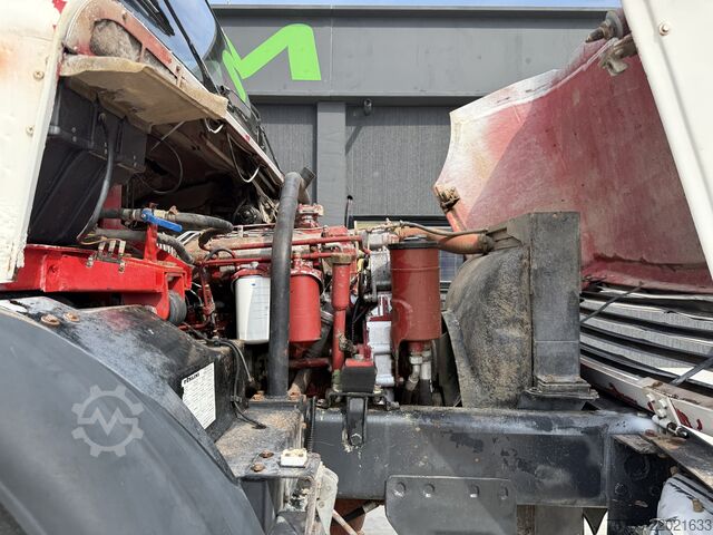 Tipper truck Perlini 131/33 Dumper 6x4