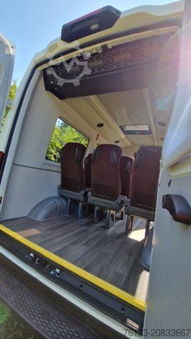 Kleinbus IVECO Daily C35 M1 9 Sitzer sauberes Fahrzeug