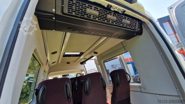 Kleinbus IVECO Daily C35 M1 9 Sitzer sauberes Fahrzeug