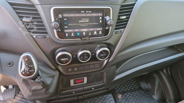 Kleinbus IVECO Daily C35 M1 9 Sitzer sauberes Fahrzeug