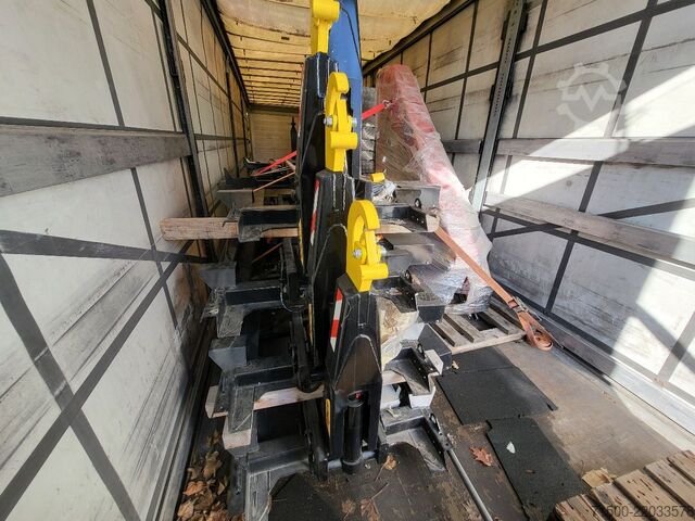 Titan city hooklift device Hyva 03-28-K-DIN-BF