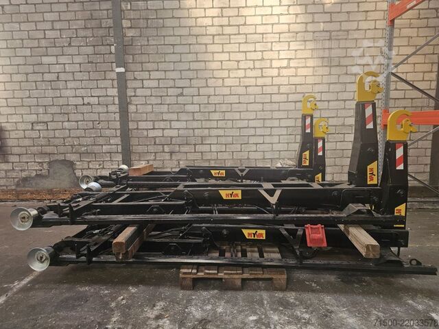 Titan city hooklift device Hyva 03-28-K-DIN-BF