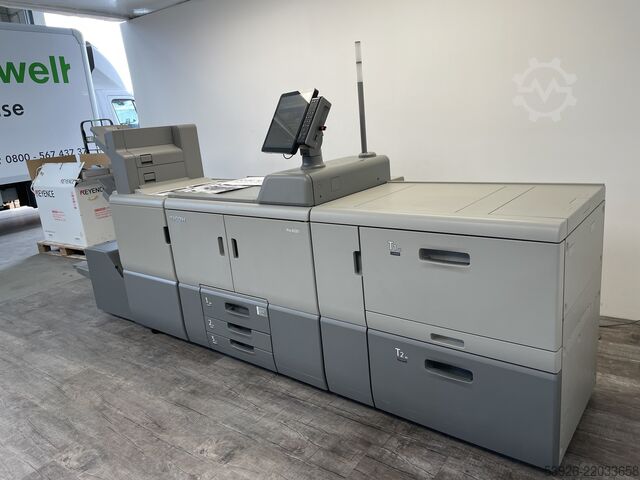 Digital print machine Ricoh Pro 8320 incl. booklet finisher, Trimmer TR5050, Vacuum Feed