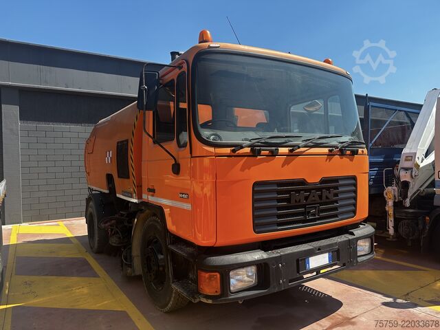 Sweeper truck MAN 14.192 F Kehrmaschine SCHÖRLING 4x2