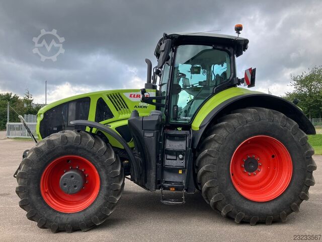 CLAAS AXION 930 CMATIC CLAAS AXION 930 CMATIC