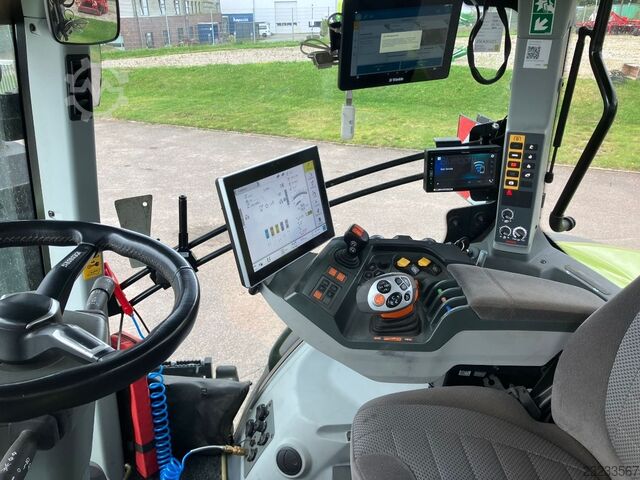 CLAAS AXION 930 CMATIC CLAAS AXION 930 CMATIC