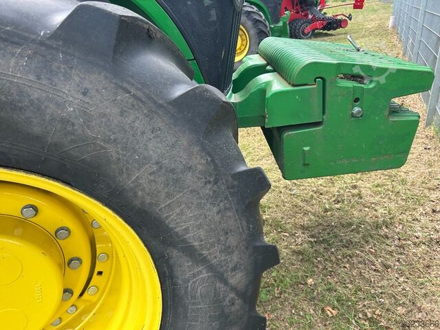 John Deere TRAKTOR 7R330 John Deere TRAKTOR 7R330