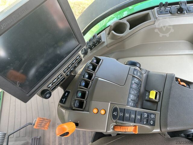 John Deere TRAKTOR 7R330 John Deere TRAKTOR 7R330