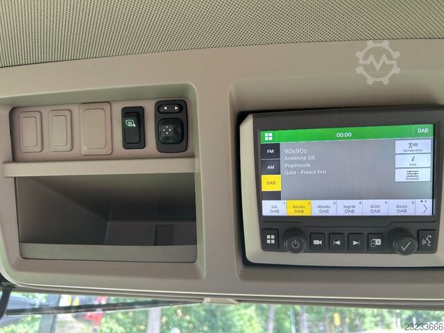 John Deere TRAKTOR 7R330 John Deere TRAKTOR 7R330