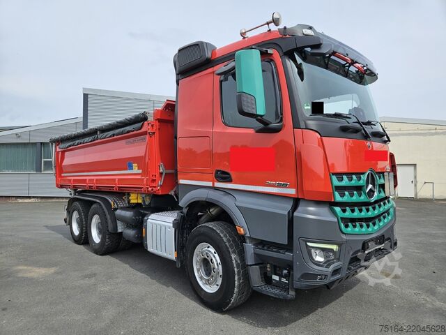 Three-sided tipper truck Mercedes-Benz Arocs 2658 LK 6x4 Bordmatik
