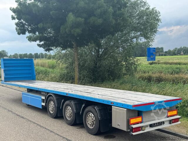 Flatbed Emtech NP3 Platform / Liftaxle / 2x Steering Axle / SA...