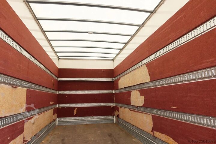 Box body MAN TGL 12.250 Bakwagen + Laadklep DHollandia 2000 kg