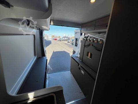 Kastenwagen Wohnmobil / Campervan Bürstner B66 C 600