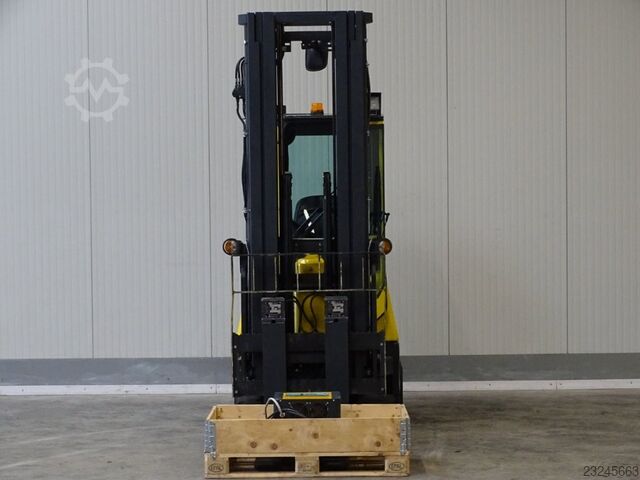 Schmalgangstapler Combilift Aisle Master 20SE - TRIPLEX