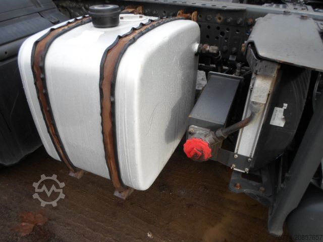 Standard SZM MERCEDES-BENZ 1845/HAD/Stream Space