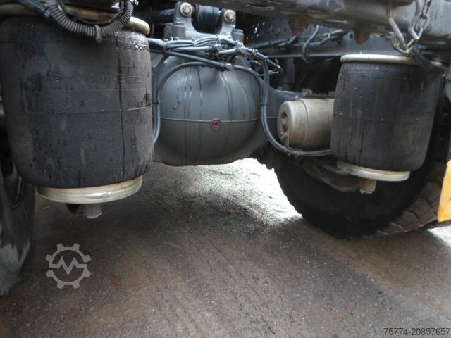 Standard SZM MERCEDES-BENZ 1845/HAD/Stream Space